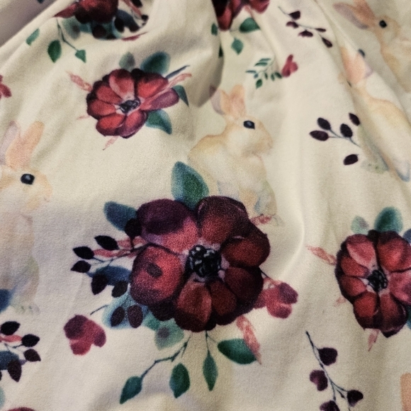 BMG Boutique 2pc Easter Top & Distressed Patched Denim Capris Size 2XL or 6 yrs - Picture 2 of 12